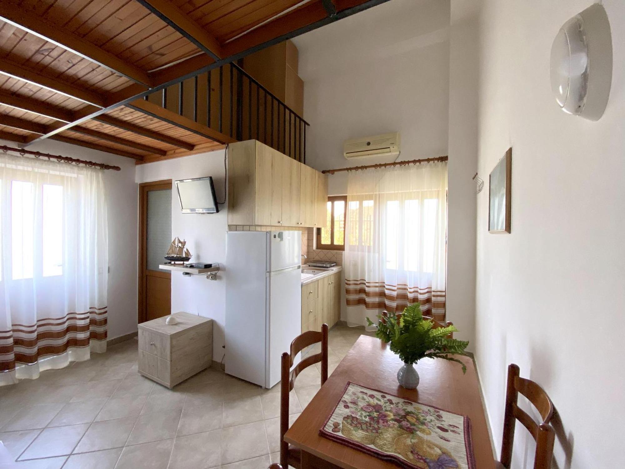 Flutura Apartments Vlorë Buitenkant foto