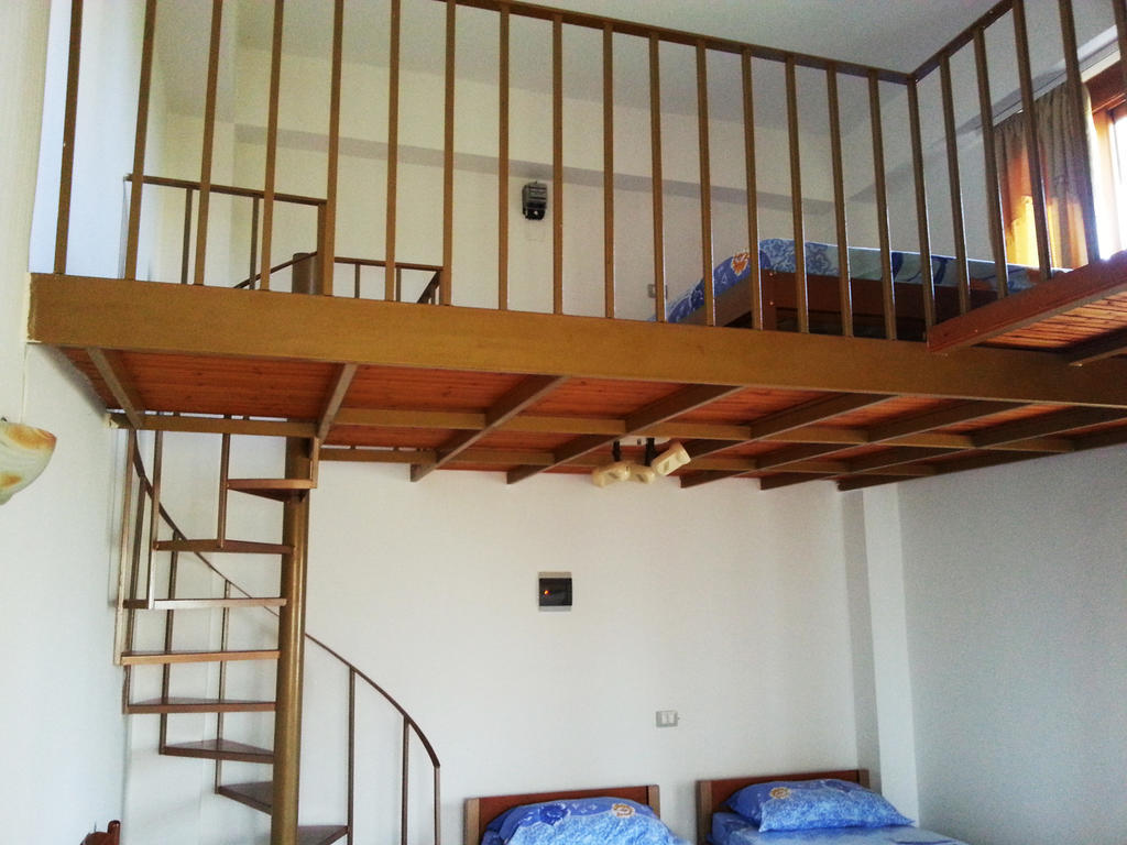 Flutura Apartments Vlorë Kamer foto